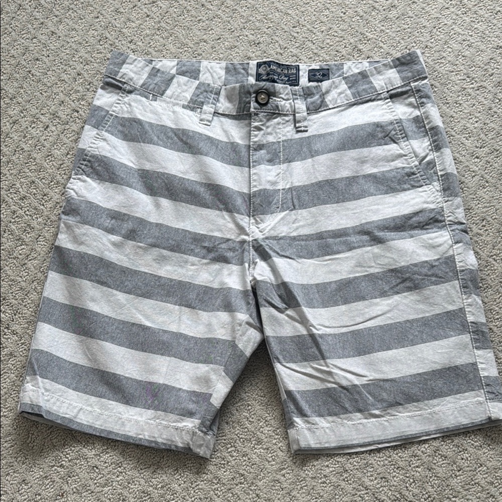 American Rag Shorts, 32
